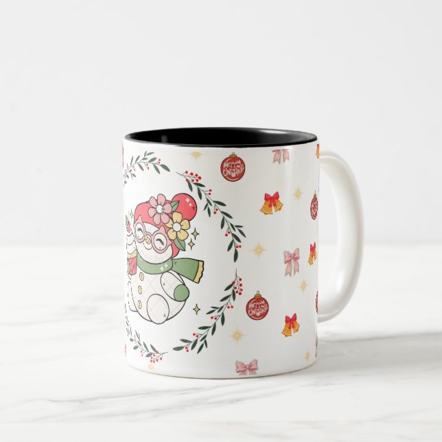 Cute Christmas Snowman Mug with Wreath  Två-Tonad Mugg (Framsida höger)