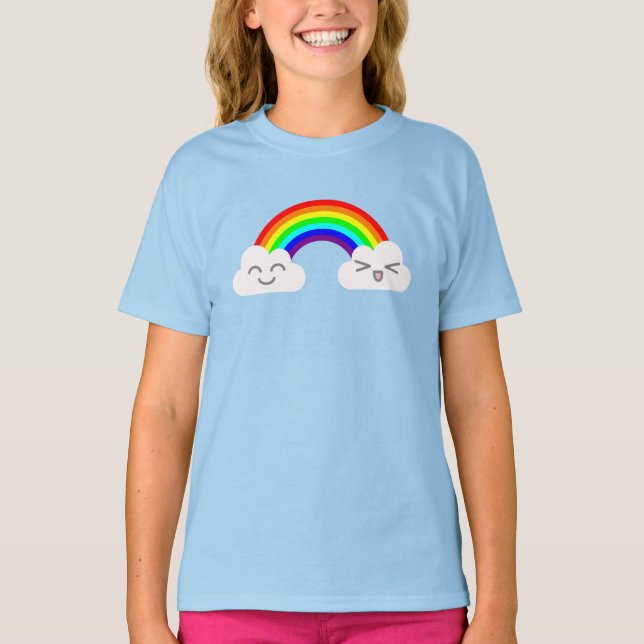 Cute Clouds och Rainbow T-Shirt (Framsida)