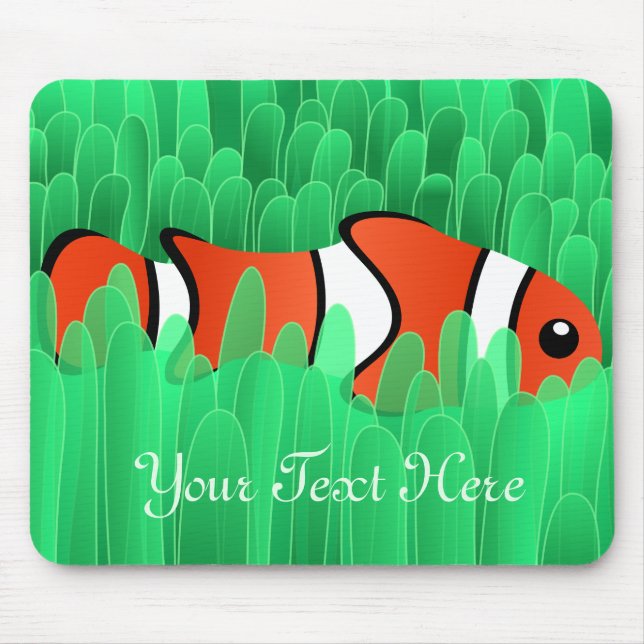 Cute Clown Fish and Vacker Grönt Sea Anemone Musmatta (Framsidan)