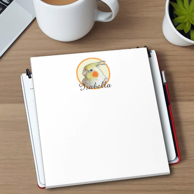 Cute Cockatiel Parrot Roligt Bird Älskare Perky Gu Anteckningsblock (Personalized cockatiel notepad for parrot lovers and pet bird owners. Cheerful yellow & orange)