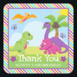 Cute Colorful Girl Dinosaur Friends Birthday Fyrkantigt Klistermärke<br><div class="desc">Färgstarka flicksdinosaurivänner med tropiskt träd och solsken,  med blommor och fjärilar på en stripisk lila,  rosa,  gult och blå bakgrund</div>