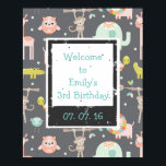 Cute Colorful Vilda djur Birthday Välkommen Poster<br><div class="desc">En söt och förtjusande födelsedagsfest poster. Utformningen är en mönster som består av en samling söt vilda djur i ett stil för barndaghemsproduktion - inklusive krokodiler,  apa,  fåglar,  sköldpaddor,  giraffer,  elefanter och lejon som alla är tagna i pastellfärg. Sätt på en brun bakgrund.</div>