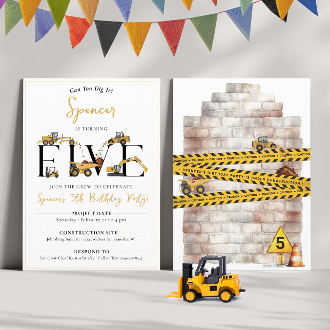 Cute Construction Lastbil 5:e Födelsedagsfesten Inbjudningar (Boys fun construction theme party dump trucks digger join the crew FIVE 5th birthday invitation)