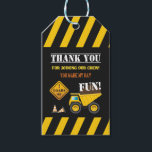Cute Construction Lastbilar Birthday Kids Tack Presentetikett<br><div class="desc">♥ byggtema för Lastbil Fordon ♥ ♥ Detta är en perfekt för tillfällig Party som födelsedag, babyskor osv. Behöver du mer intressant inbjudan-kort, party-förråd och dekorationer? Här kan du ta reda på produkter med matchande design. ***HITTA MER MATCHING DESIGN*** ♥ Kopiera den här länken och klistra in på webbens webbläsare:-...</div>