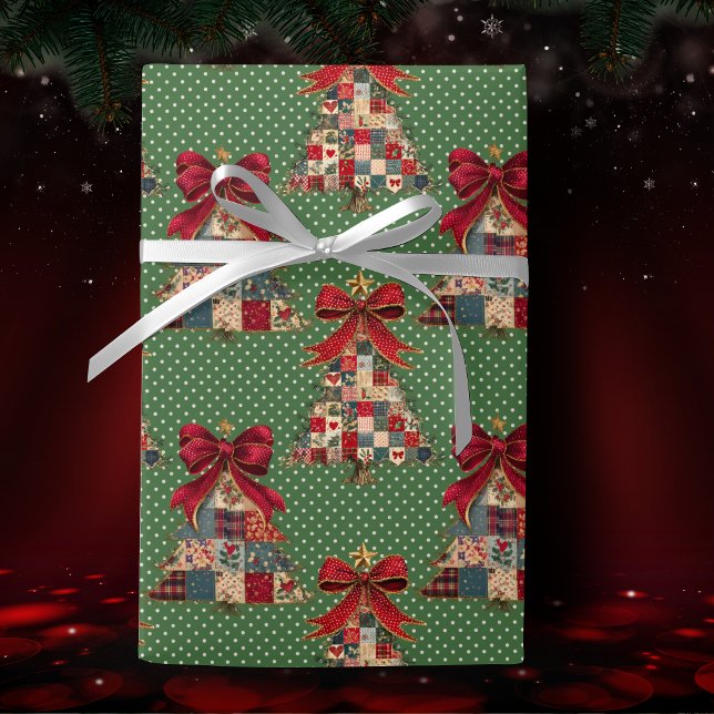 Cute coquette patchwork christmas green polka dots presentpapper (Skapare uppladdad)
