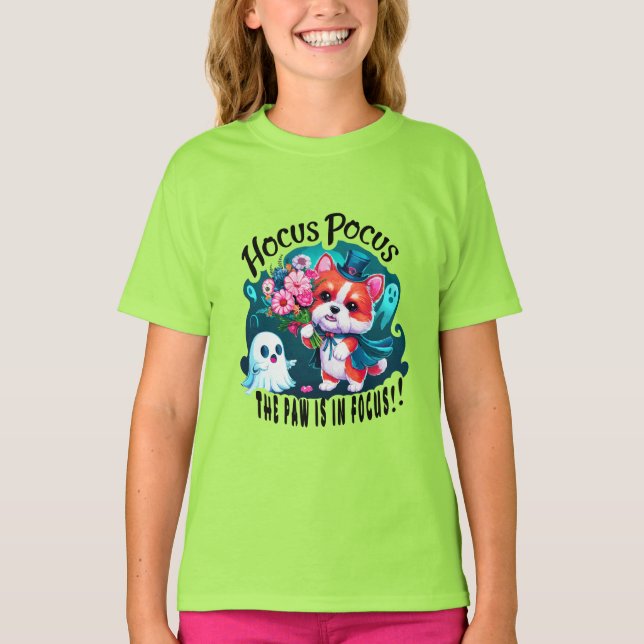 Cute Corgi Halloween Art: Hocus Pocus-temadesign T Shirt (Framsida)