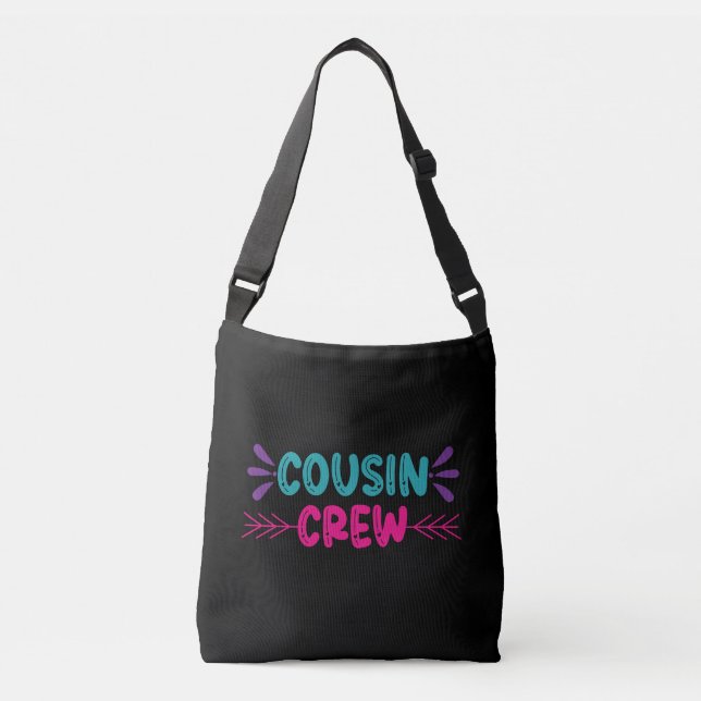 Cute Cousin Crew Axelväska (Framsida)