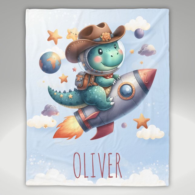 Cute Cowboy Astronaut Dinosaur Riding Space Rocket Fleecefilt (Skapare uppladdad)