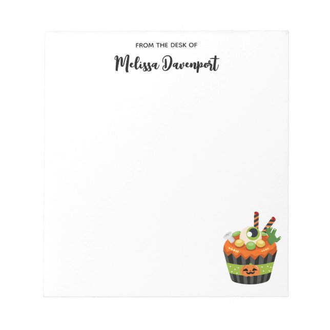 Cute & Creepy Halloween Cupcoa med en Big Eyeball Anteckningsblock (Framsida)