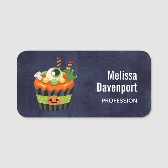 Cute & Creepy Halloween Cupcoa med en Big Eyeball Namnbricka (Framsida)