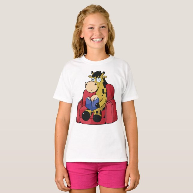 Cute Cultured Giraffe T Shirt (Hel framsida)