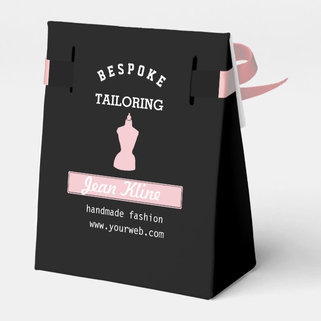 Cute Customer Bespoke Handmade Mode Boutique Presentaskar (Baksidan Sidan)