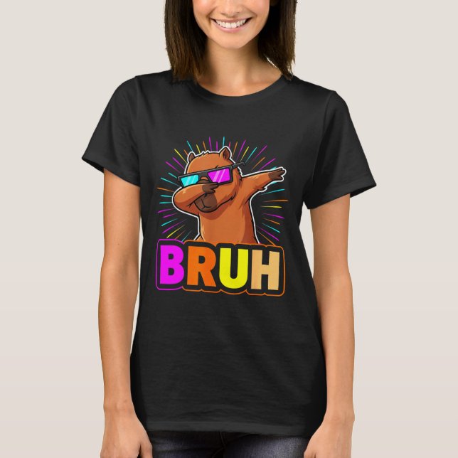Cute Dabbing Capybara Funny Animal Meme Capy Lover T Shirt (Framsida)