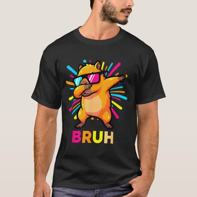 Cute Dabbing Capybara Funny Animal Meme Capy Lover T Shirt (Framsida)
