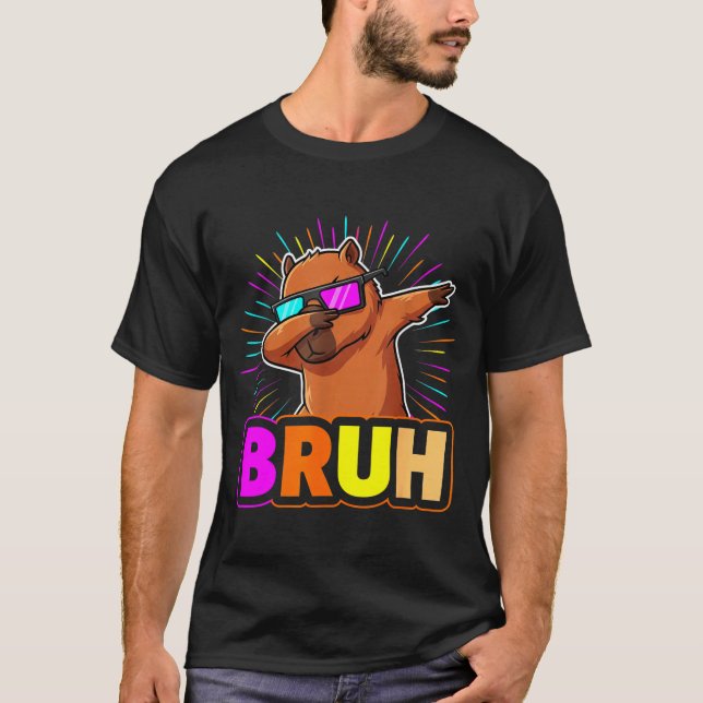 Cute Dabbing Capybara Funny Animal Meme Capy Lover T Shirt (Framsida)