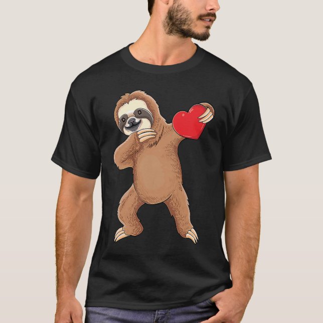 Cute dabbing sloth holding heart love sloth valent t shirt (Framsida)