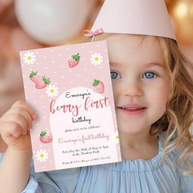 Cute Daisy Strawberry Berry Första födelsedag Inbjudningar (Skapare uppladdad)