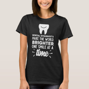 Cute Dental Hygienist Manar Dam Dentist Assistan T Shirt