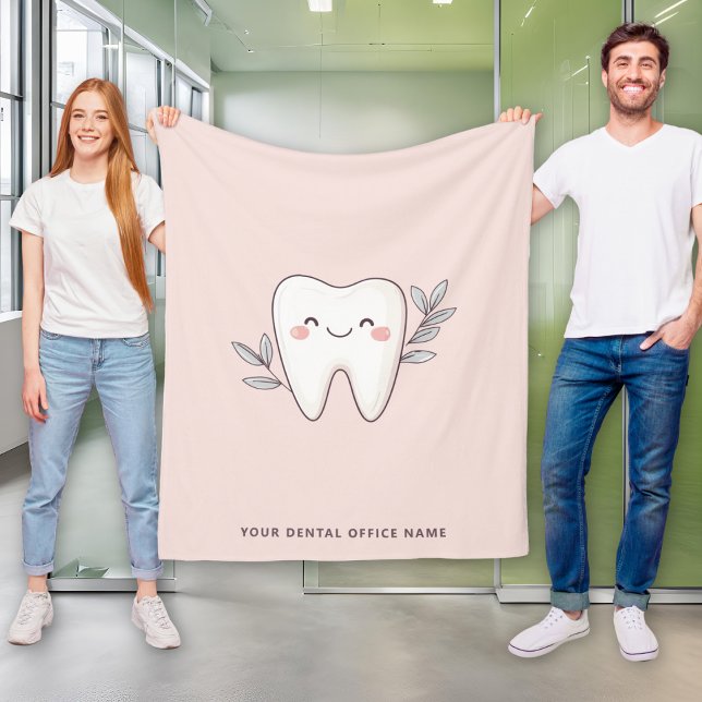 Cute Dental Office Personalized Pink Fleecefilt (Skapare uppladdad)