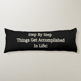 Cute Design med "steg för steg". Köp nu Kroppskudde