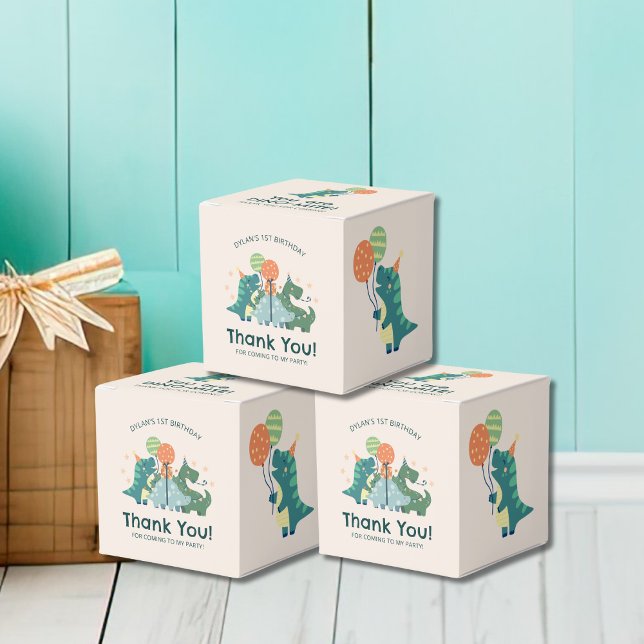 Cute Dino-Mite Dinosaur Birthday Tack Presentaskar (Skapare uppladdad)