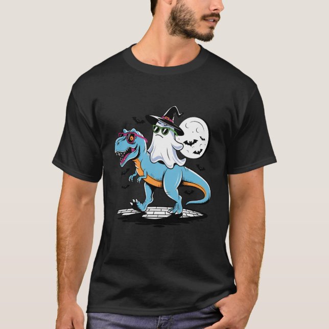 Cute Dinosaur T rex and Ghost for Halloween Shirt (Framsida)