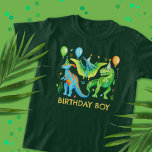 Cute Dinosaurs Birthday Boy T rex T Shirt<br><div class="desc">En design för en förhistorisk firande för din födelsedagspojke med handmålad vattenfärgskräk på lycklig söta dinosaurier som t rex, pteradactyl, anka Bill dino och en stegosaurus på baksidan! Den här designen har en färg palett med orange, grönt och blått. Du kan ändra texten i den här designen så att den...</div>