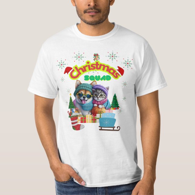 Cute dog and cat Christmas squad design  T Shirt (Framsida)