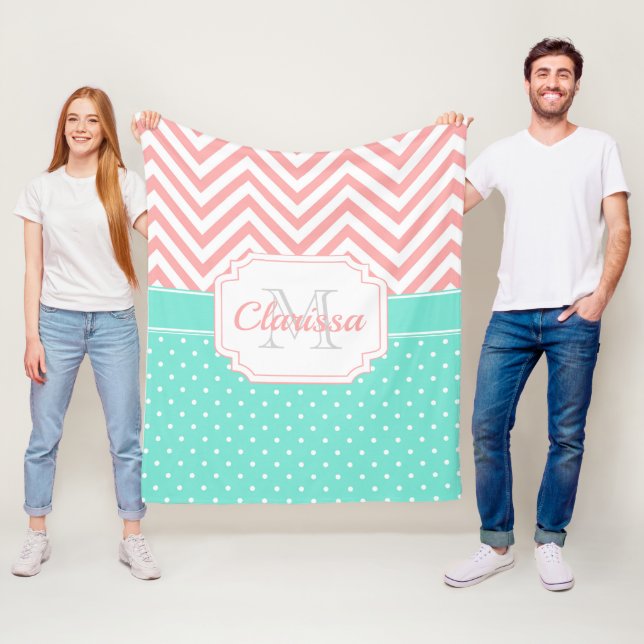 Cute Dots & Chevron Fleecefilt (På plats)