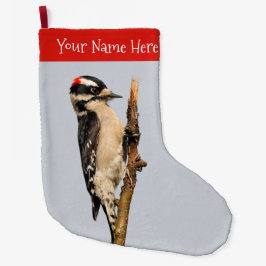 Cute Downy Woodpecker på Fruit Träd Stor Julstrumpa