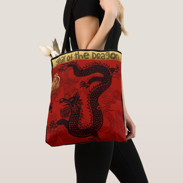 Cute Dragon Chinese New Year Zodiac Birthday TB Tygkasse (Närbild)
