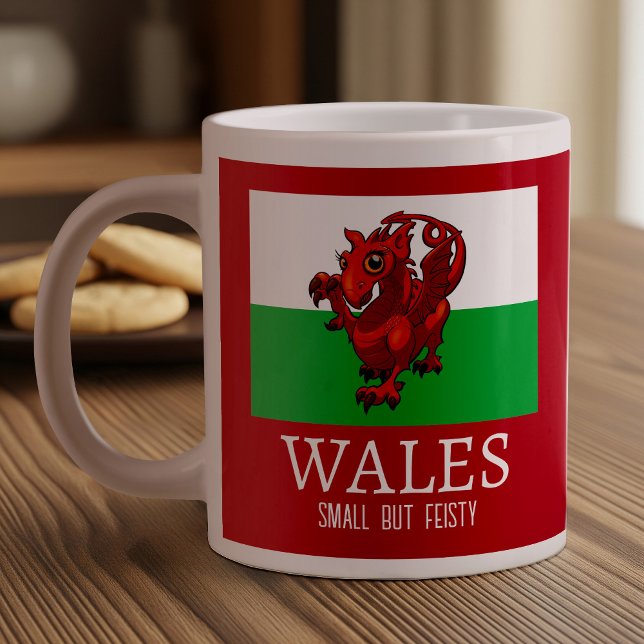 Cute Dragon Wales Small but Feisty Flagga Tecknad Jumbo Mugg (Skapare uppladdad)