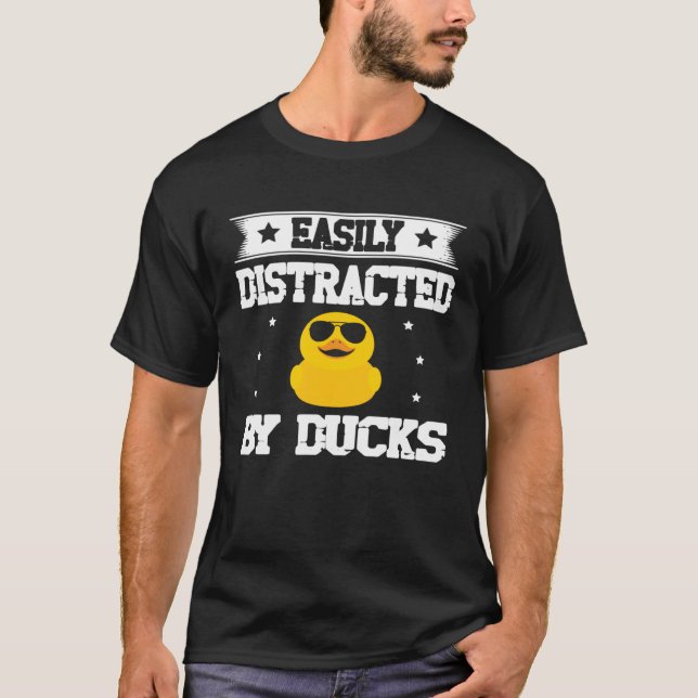Cute Duck Easily Distracted By Ducks Bird Duck T Shirt (Framsida)