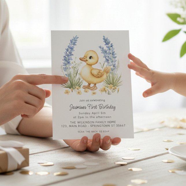 Cute Duckling Garden First Birthday QR Code  Inbjudningar (Skapare uppladdad)