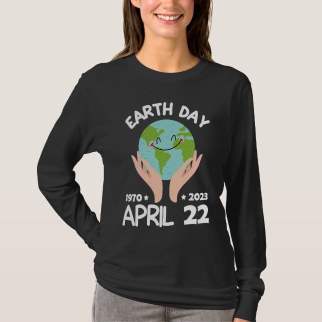 cute earth day 53rd anniversary earth day  10 t shirt (Framsida)