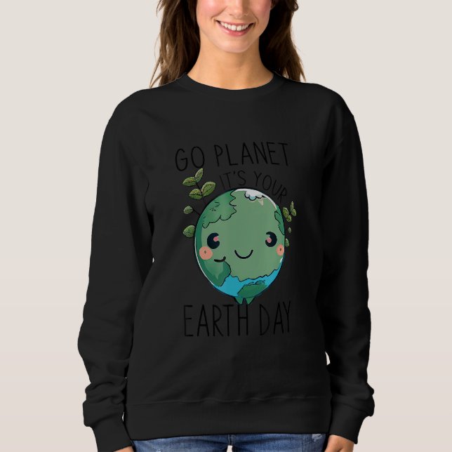 Cute Earth Day Go Planet Earth Day T Shirt (Framsida)