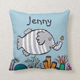 Cute Elephant Fish Scene med koral Kudde