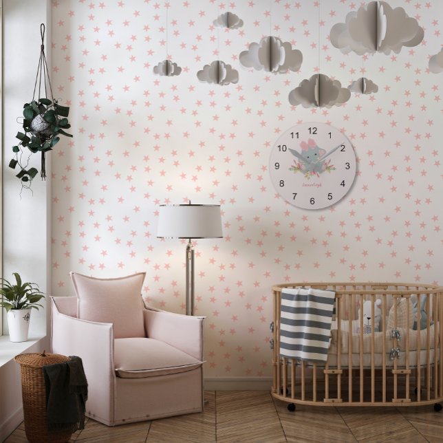 Cute Elephant Flicka Monogram Rund Klocka (Skapare uppladdad)