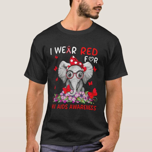 Cute Elephant Wear Red Ribbon For HIV AIDS Awarene T Shirt (Framsida)