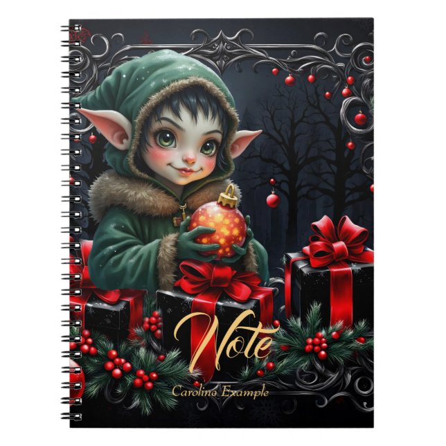 Cute Elf Child in Grönt Hooded Jacka Anteckningsbok (Framsidan)