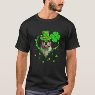 Cute English Bulldog Saint patrick's day Hundar Pa T Shirt