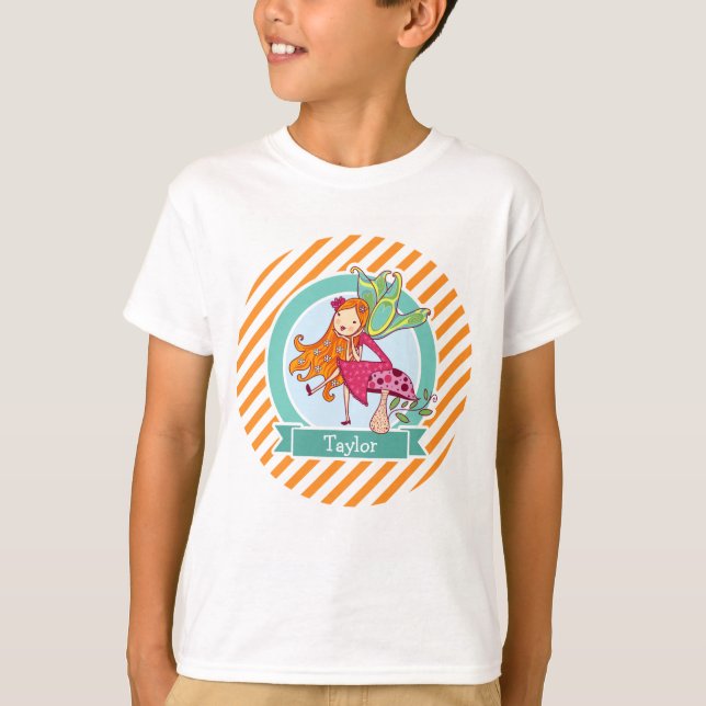 Cute Fairy on Mushroom; Orange & White Rand T-shirt (Framsida)