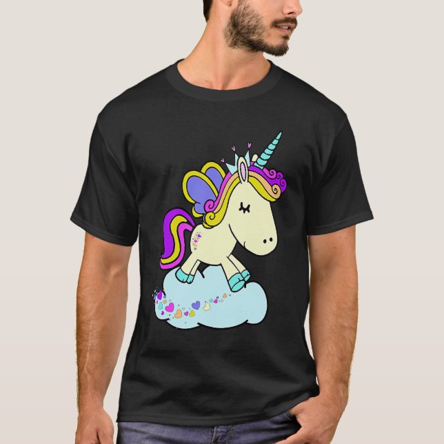 Cute Fairy Princess Unicorn on a Cloud T Shirt (Framsida)
