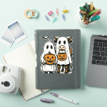 Cute Fall Highland Cow Ghost Halloween Klistermärken<br><div class="desc">Cute Fall Highland Cow Ghost Halloween</div>