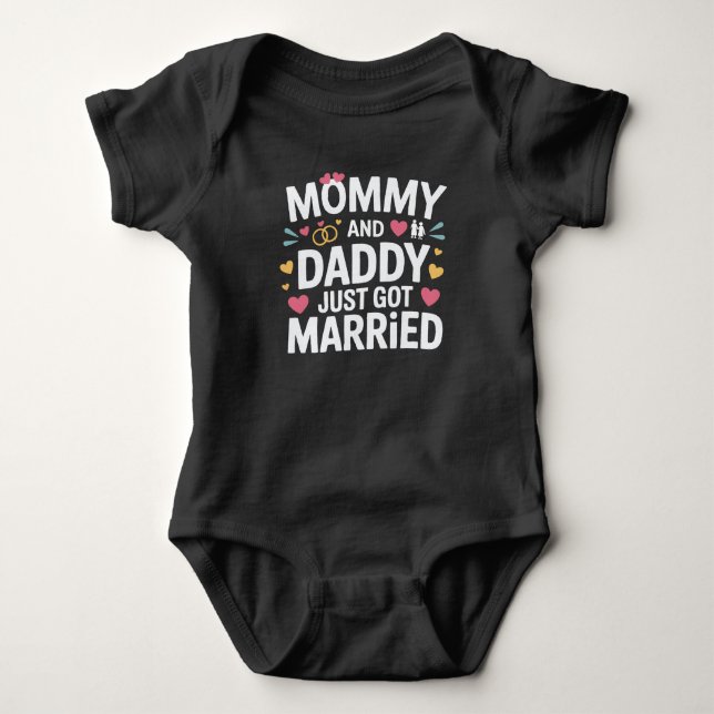 Cute Family Bröllop Mamma och pappa Ny gifta T Shirt (Framsida)