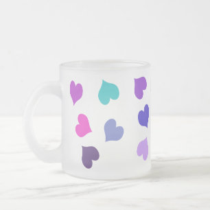 Cute, färgstarka hjärtan frostad glasmugg