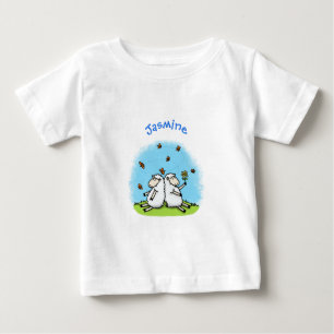 Cute fårvänner och fjärilar tecknad t shirt