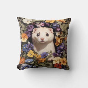 Cute Ferret inhyst på Pansies Garden Kudde