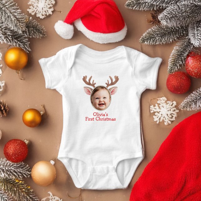 Cute First Christmas Baby Reindeer T Shirt (Skapare uppladdad)