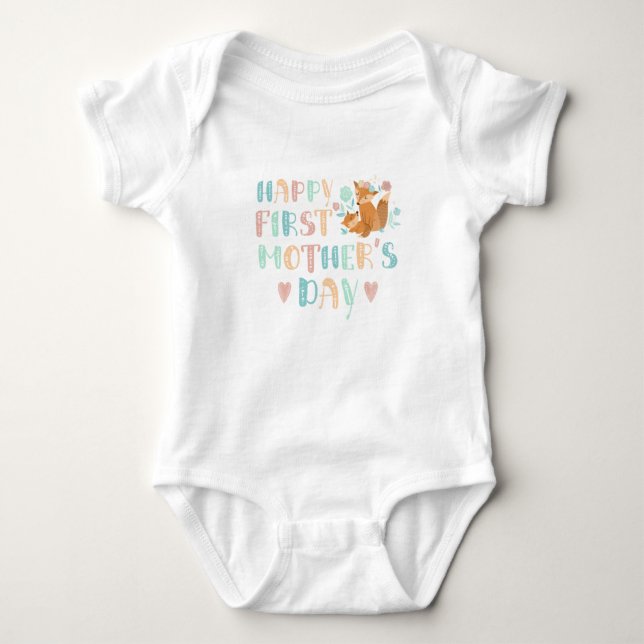 Cute First Mors dag Boho Typography T Shirt (Framsida)